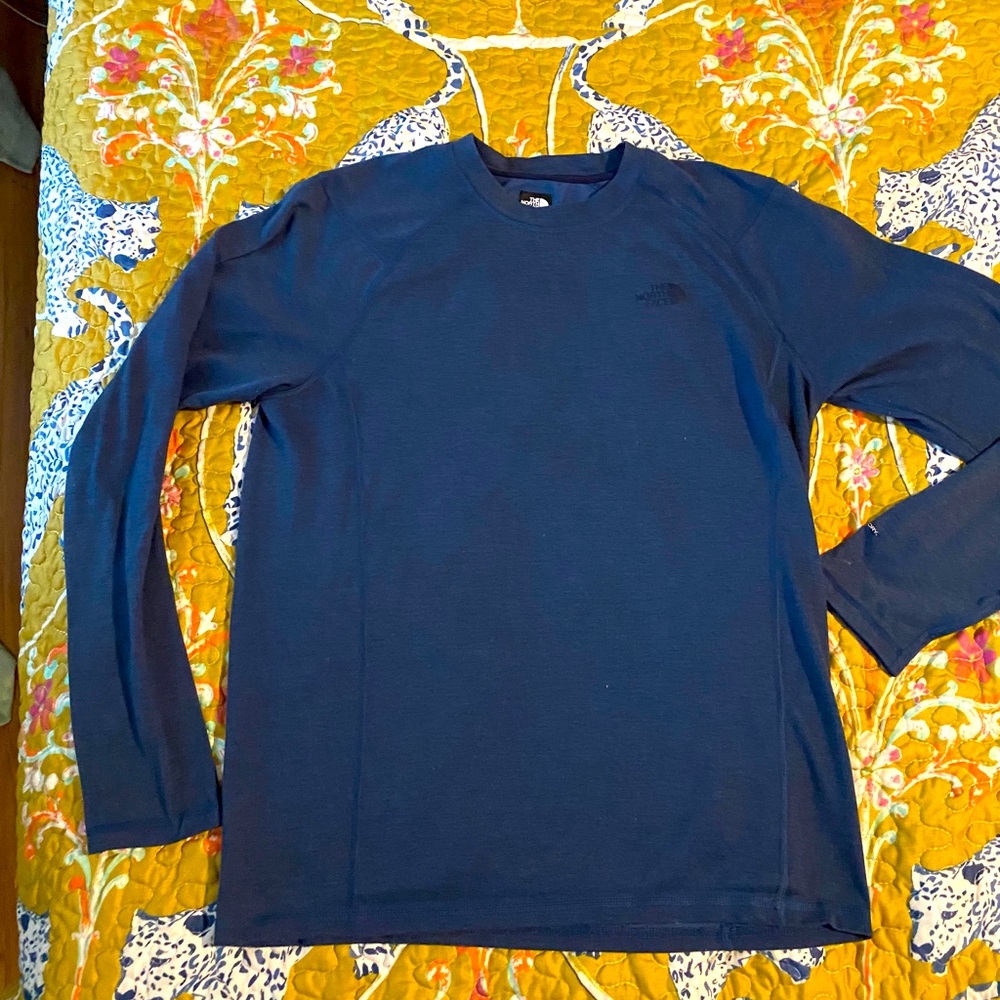 NORTH FACE long sleeve